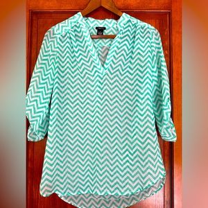 Women’s Sheer Quarter Length Shirt